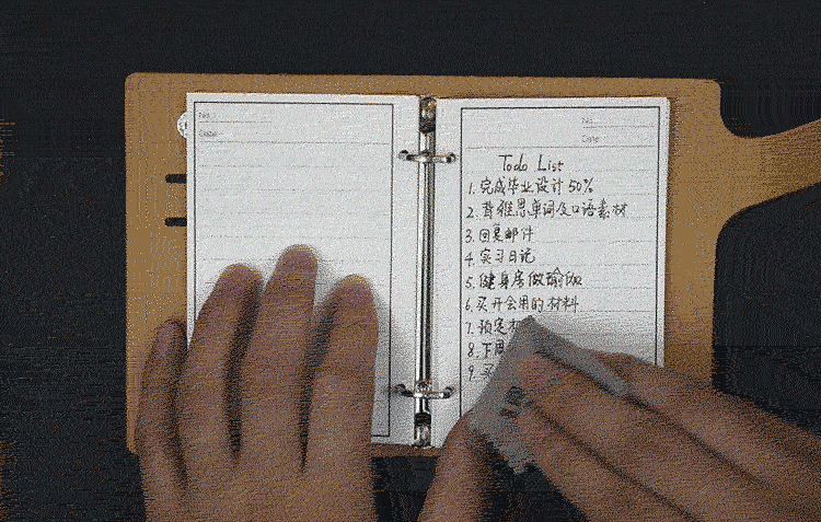 纸巾蘸水擦除，方便快捷